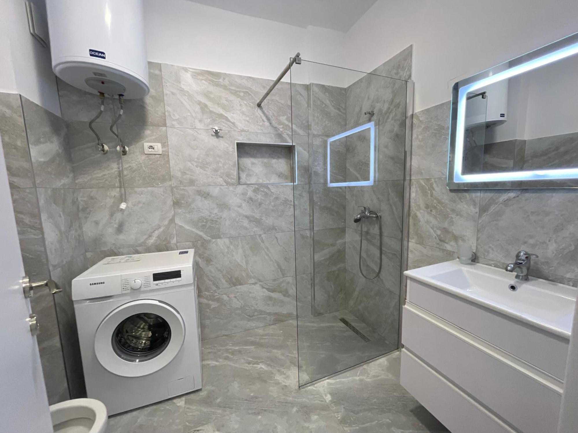 Modern Apartment In Central Vlorë Exteriér fotografie